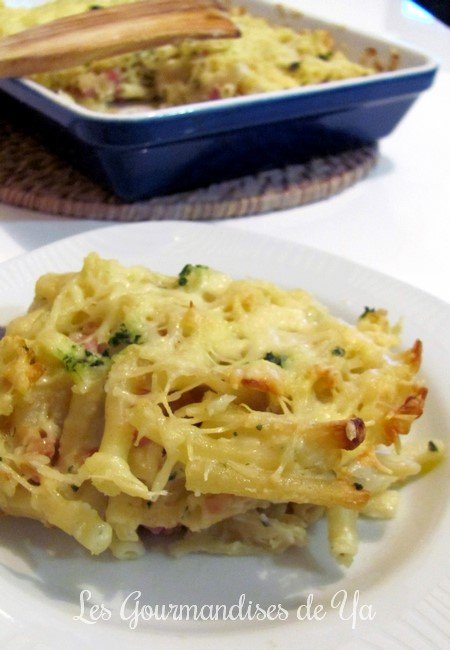 Gratin de pâtes, allumettes et béchamel au beurre d'escargots LGY 02