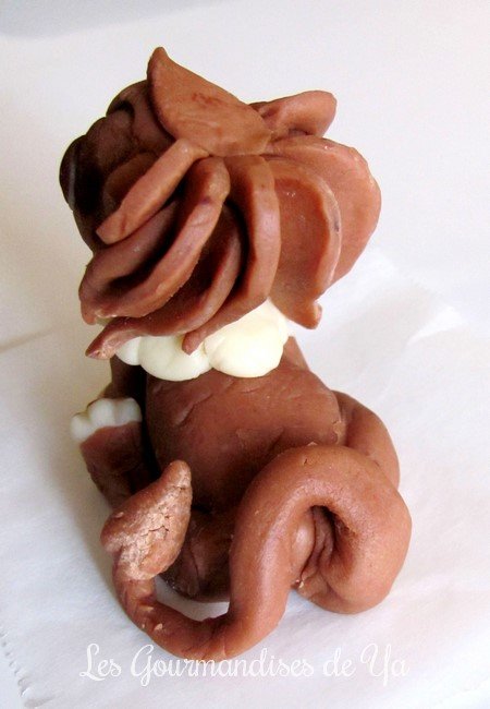 Pâte à chocolat - Figurine lion 02 LGY