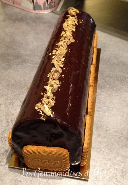 Bûche chocolat noir spéculoos LGY 03