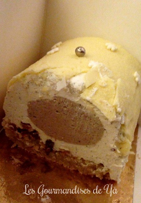 Bûche vanille, marron et noisette LGY 02