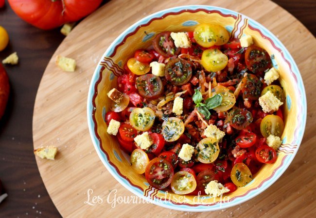 Salade de tomates, chorizo et bacon LGY 02