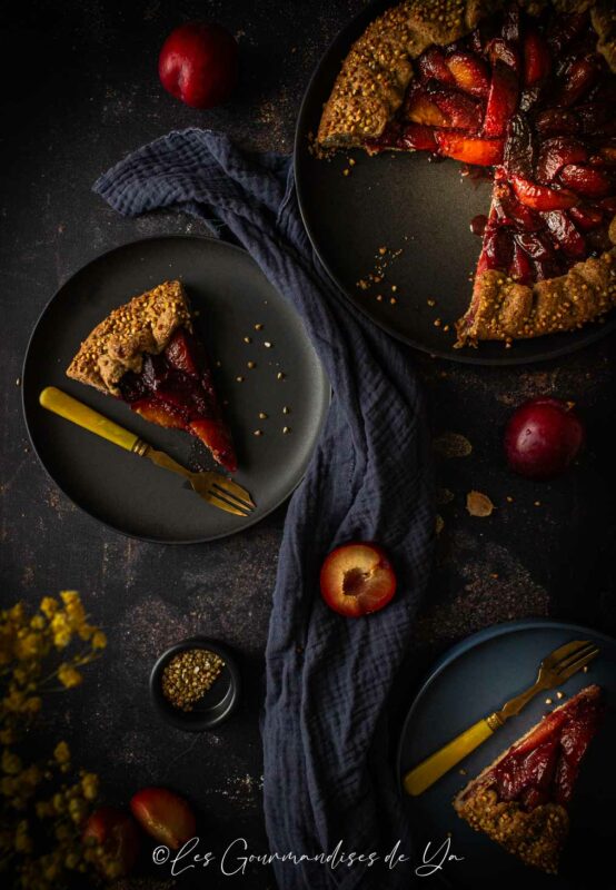 Tarte rustique prunes rouges et sarrasin
