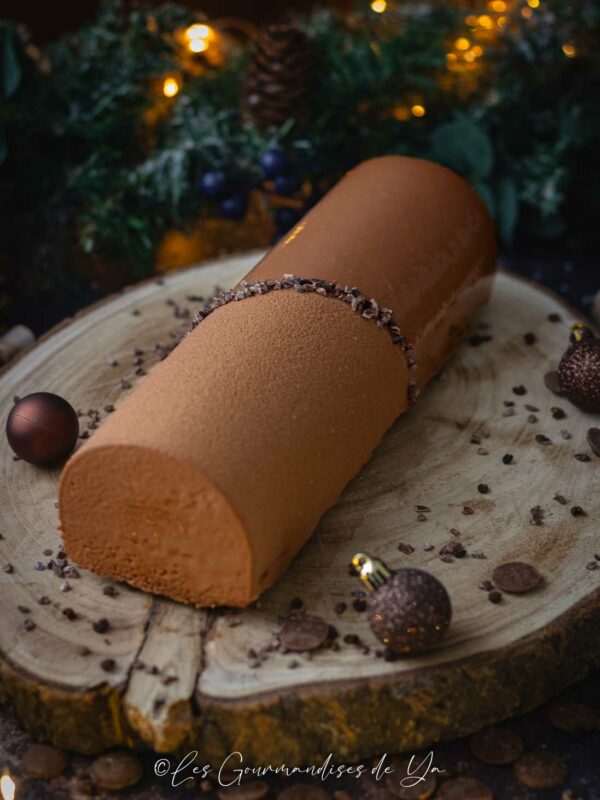 Bûche Mogador, chocolat au lait et passion