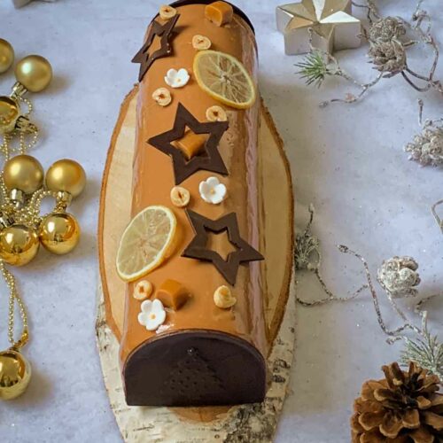 Bûche citron, caramel et noisette